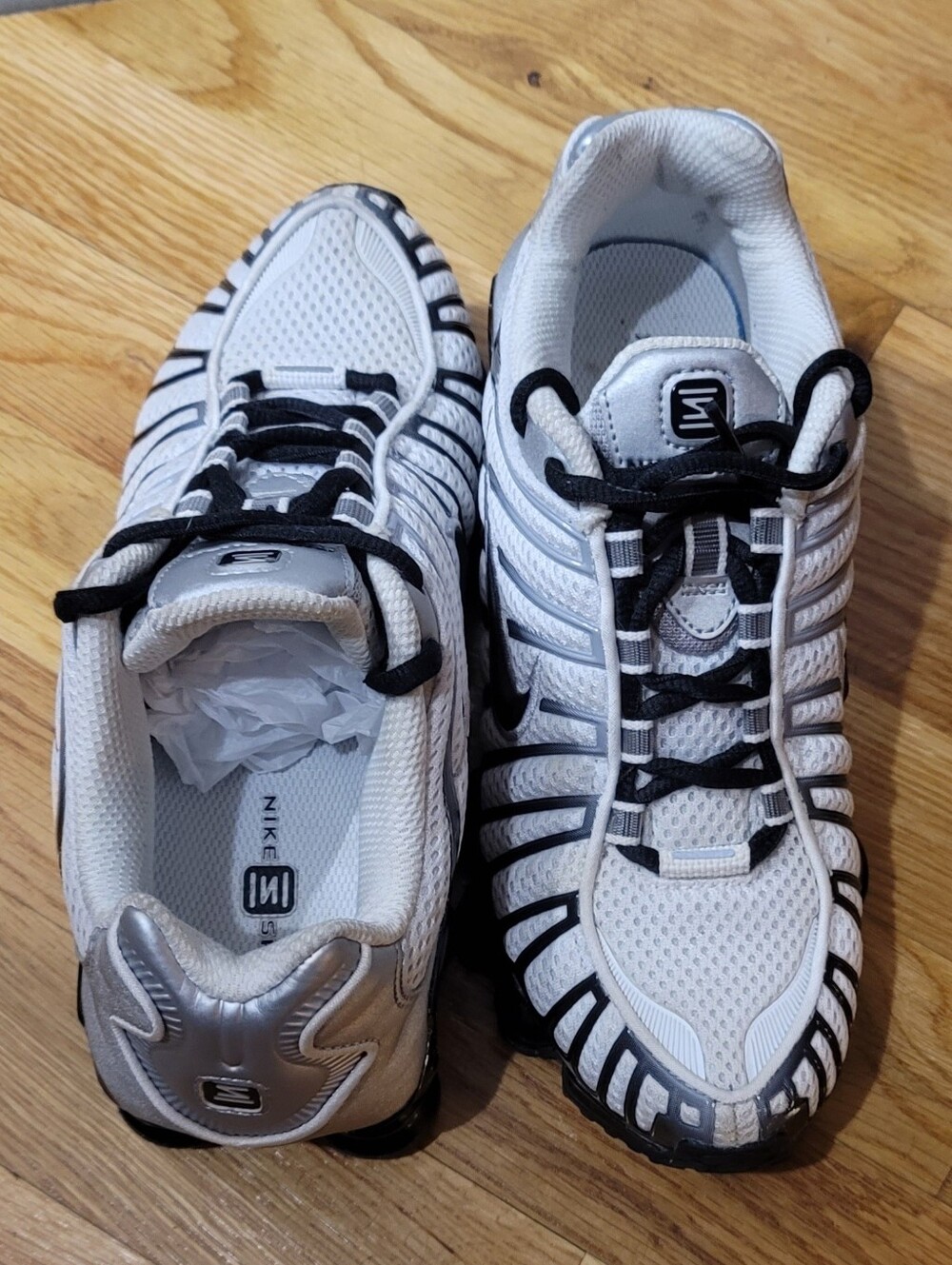 Women's Nike Shox TL - Picture 3 of 8